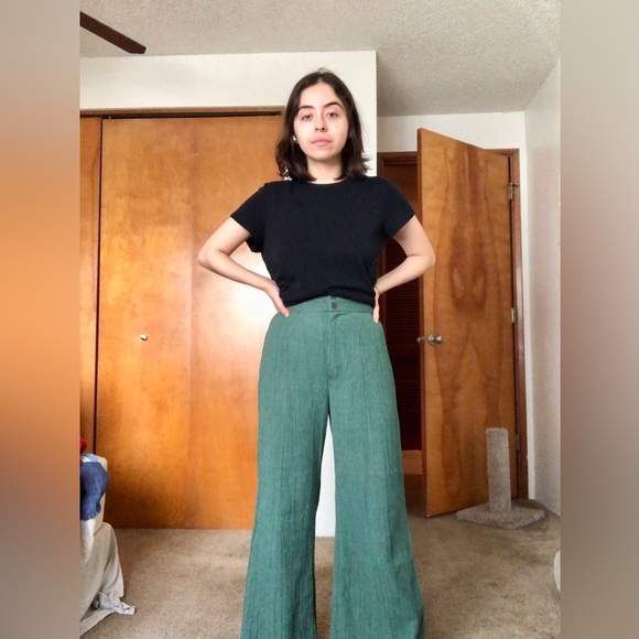 SOLD Green Wide Leg Pants - Picture 2 of 6